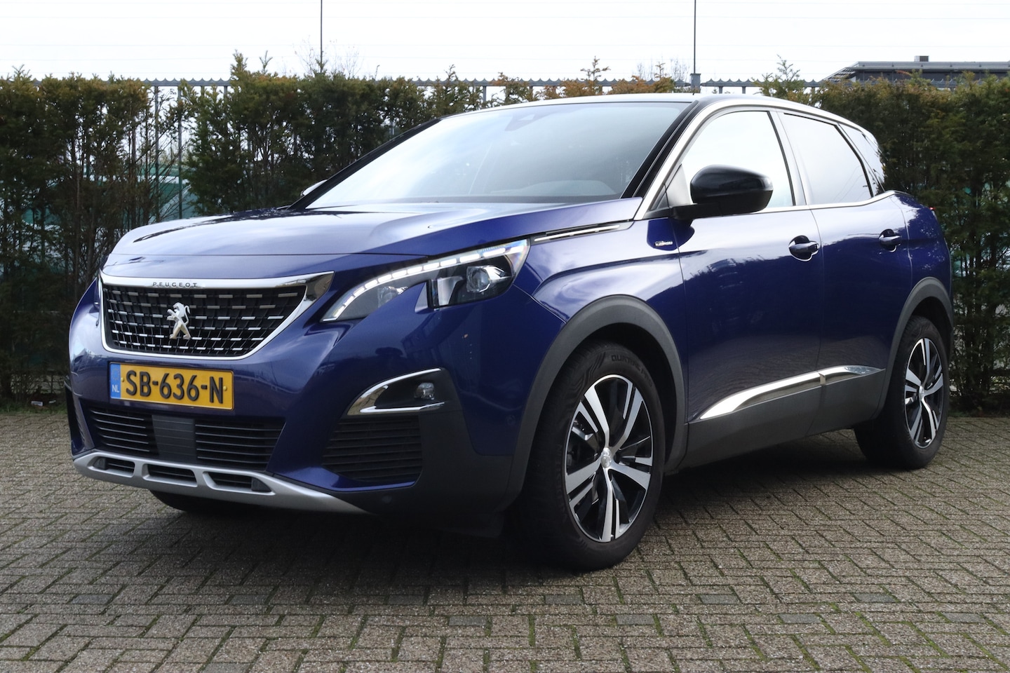 Peugeot 3008 - 1.6 e-THP GT Line | Trekhaak | Cruise Control | Elektr. klep | Camera | Carplay | Navi | K - AutoWereld.nl