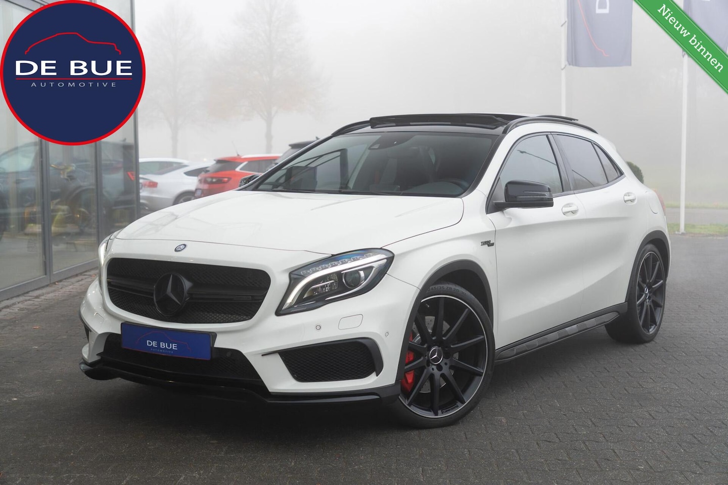 Mercedes-Benz GLA-Klasse - AMG 45 4MATIC|Edition 1|Panoramadak|7G Designo|Camera|Memory|Volledig Onderhouden - AutoWereld.nl
