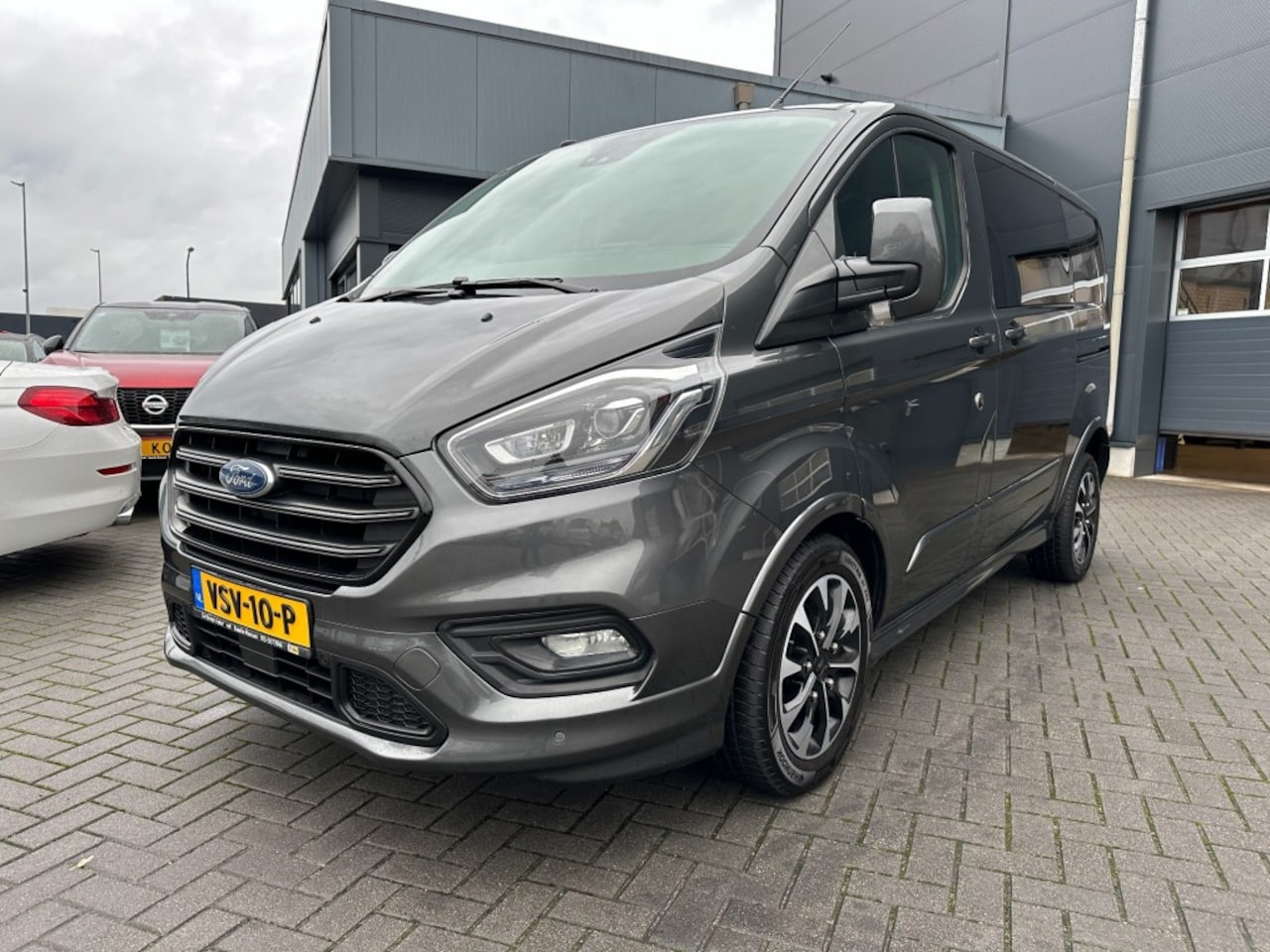 Ford Transit Custom - 310 2.0 TDi L1H1 Sport DC Aut. camera Leder Trekhaak - AutoWereld.nl