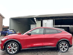 Ford Mustang Mach-E - 75 kWh awd 371pk aut premium - pano - 360cam - leer - stoel + stuurverw - b&o - front + li