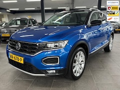 Volkswagen T-Roc - 1.0 TSI Style virtual cockpit navi clima cruise pdc led lm-velgen lux uitvoering