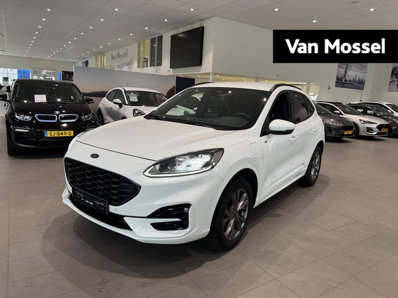 Ford Kuga - 2.5 PHEV ST-Line X Elekt. Achterklep | Cruise Control | DAB | Apple Carplay / Android Auto - AutoWereld.nl