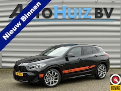 BMW X2 - sDrive20i High Executive M Sport Mesh Edition Panoramadak 19 Inch M Sportzetels DAB Carpla