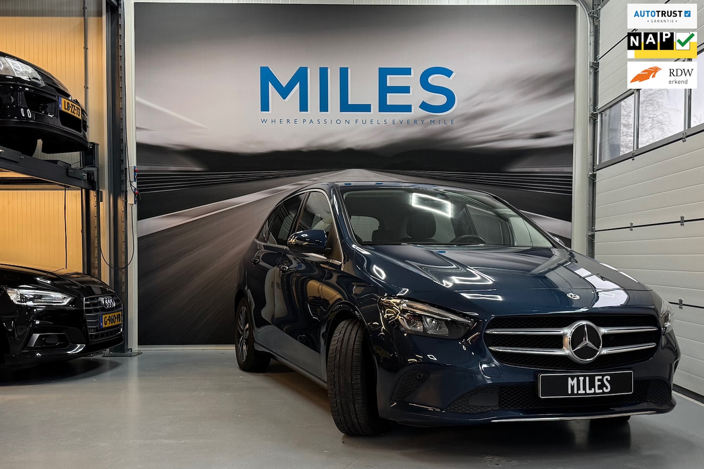 Mercedes-Benz B-klasse - 180 Business Solution Luxury incl. 1 jaar Autotrust garantie - AutoWereld.nl