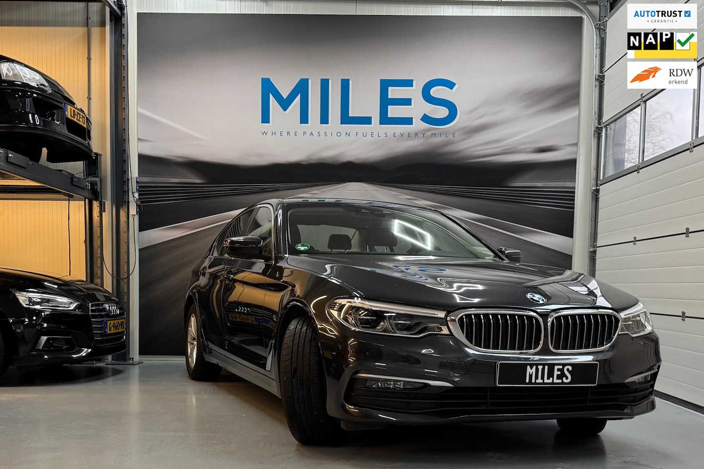 BMW 5-serie - 520i High Executive Edition incl. 1 jaar Autotrust garantie - AutoWereld.nl