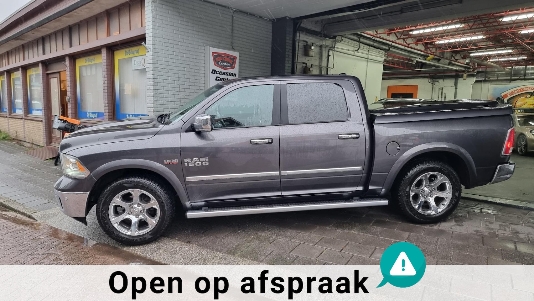 Dodge Ram 1500 - 5.7 V8 4x4 Quad Cab 6'4 Laramie 5.7 V8 4x4 Quad Cab 6'4 Laramie - AutoWereld.nl