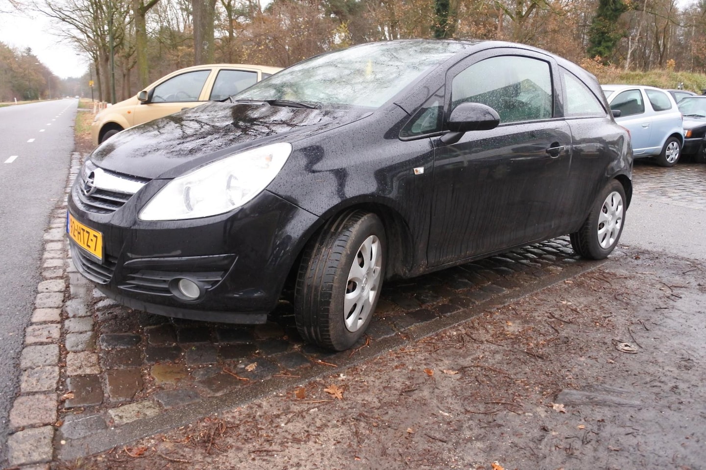 Opel Corsa - 1.4-16V Business 133 dkm nw apk 6-1-2027 - AutoWereld.nl