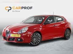 Alfa Romeo Giulietta - 1.7 TBi Quadrifoglio Verde 241 PK. Clima | DAB | Carplay | Cruise | Stoelverw