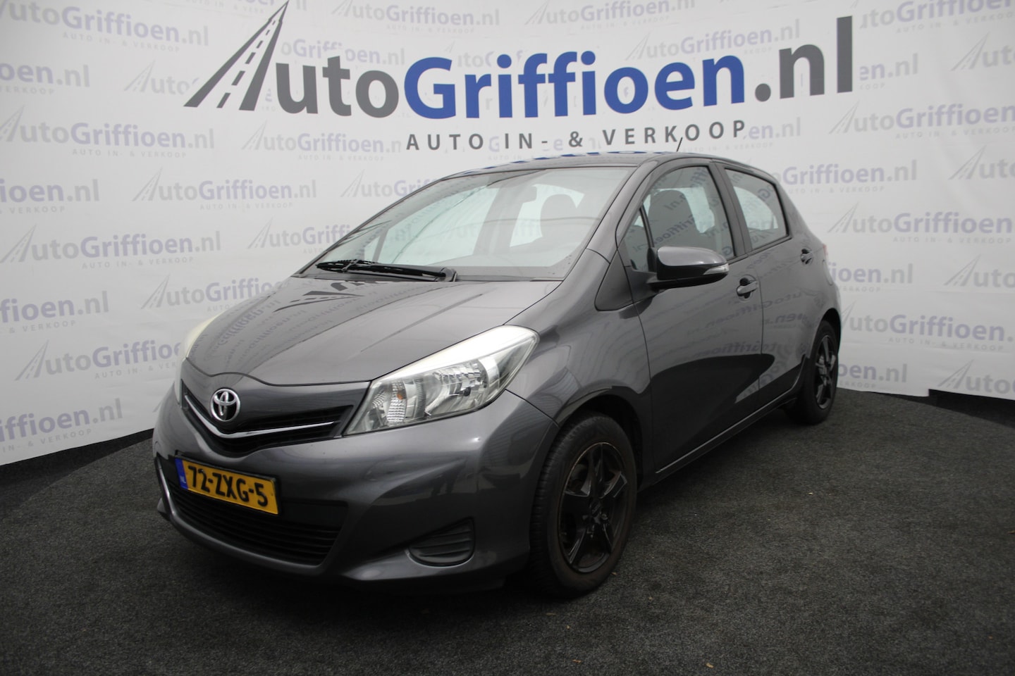 Toyota Yaris - 1.0 VVTi Cool nette 5-deurs met camera, navi en airco - AutoWereld.nl