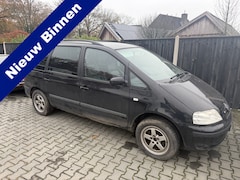 Volkswagen Sharan - 2.8 V6 Highline 4Motion – Youngtimer met karakter ✨