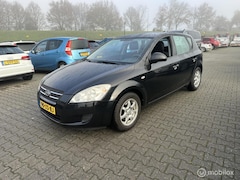 Kia Cee'd - 1.4 X-tra airco