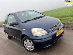 Toyota Yaris - 1.0 VVT-i Idols / 150.000 km nap