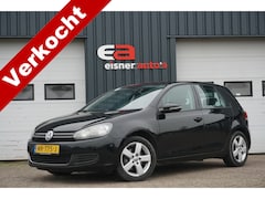 Volkswagen Golf - 1.6 TDI Comfortline BlueMotion | CLIMATE | TREKHAAK | STOELVERWARMING |