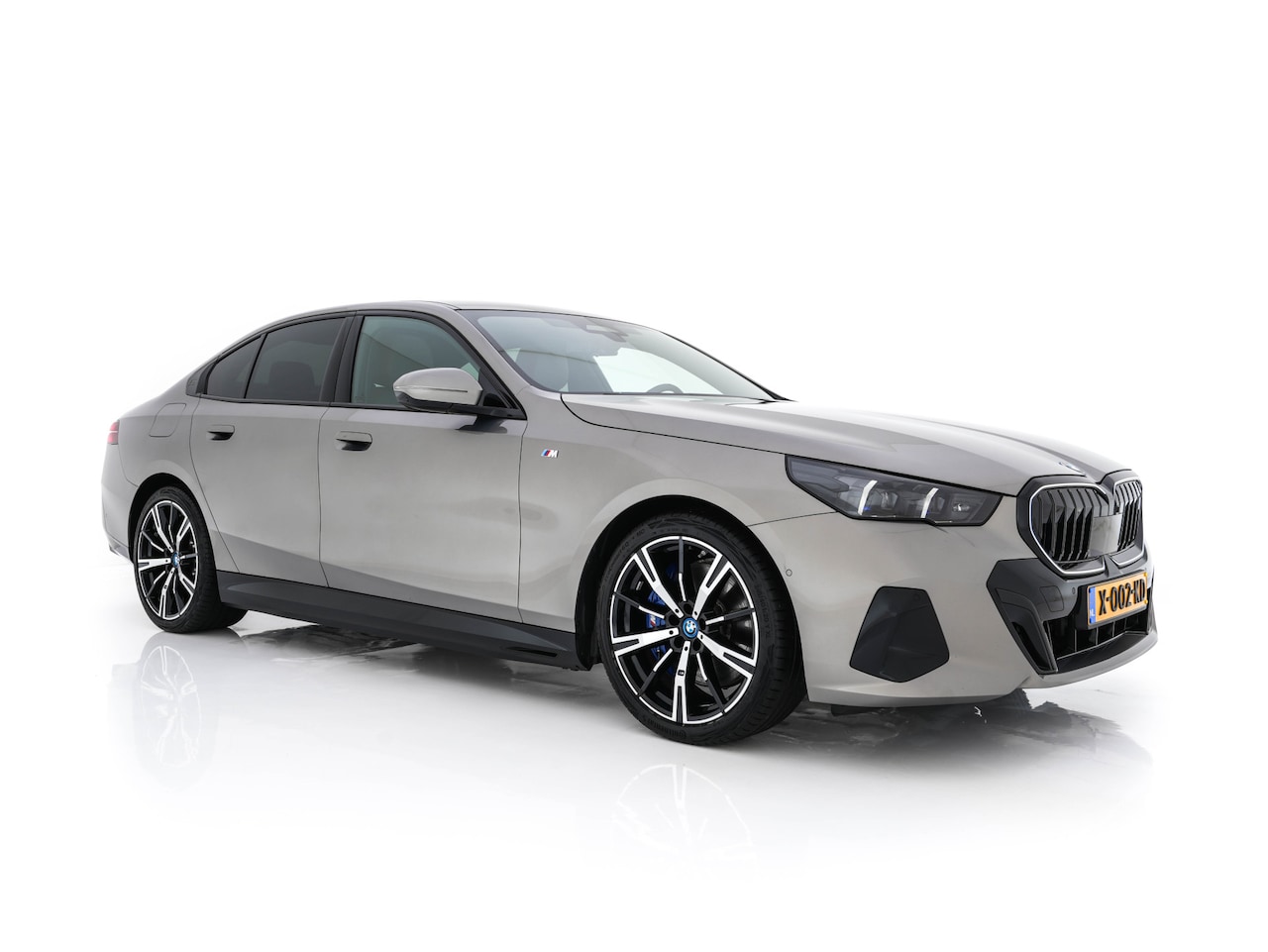 BMW i5 - eDrive40 84 kWh (INCL.BTW) *PANO | HEAD-UP | LUXURY-LEATHER | FULL-LED | BLIND-SPOT | HARM - AutoWereld.nl