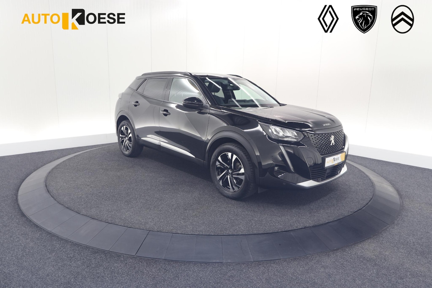 Peugeot 2008 - PureTech 100 Allure | Trekhaak | Navigatie | Camera | Apple Carplay - AutoWereld.nl