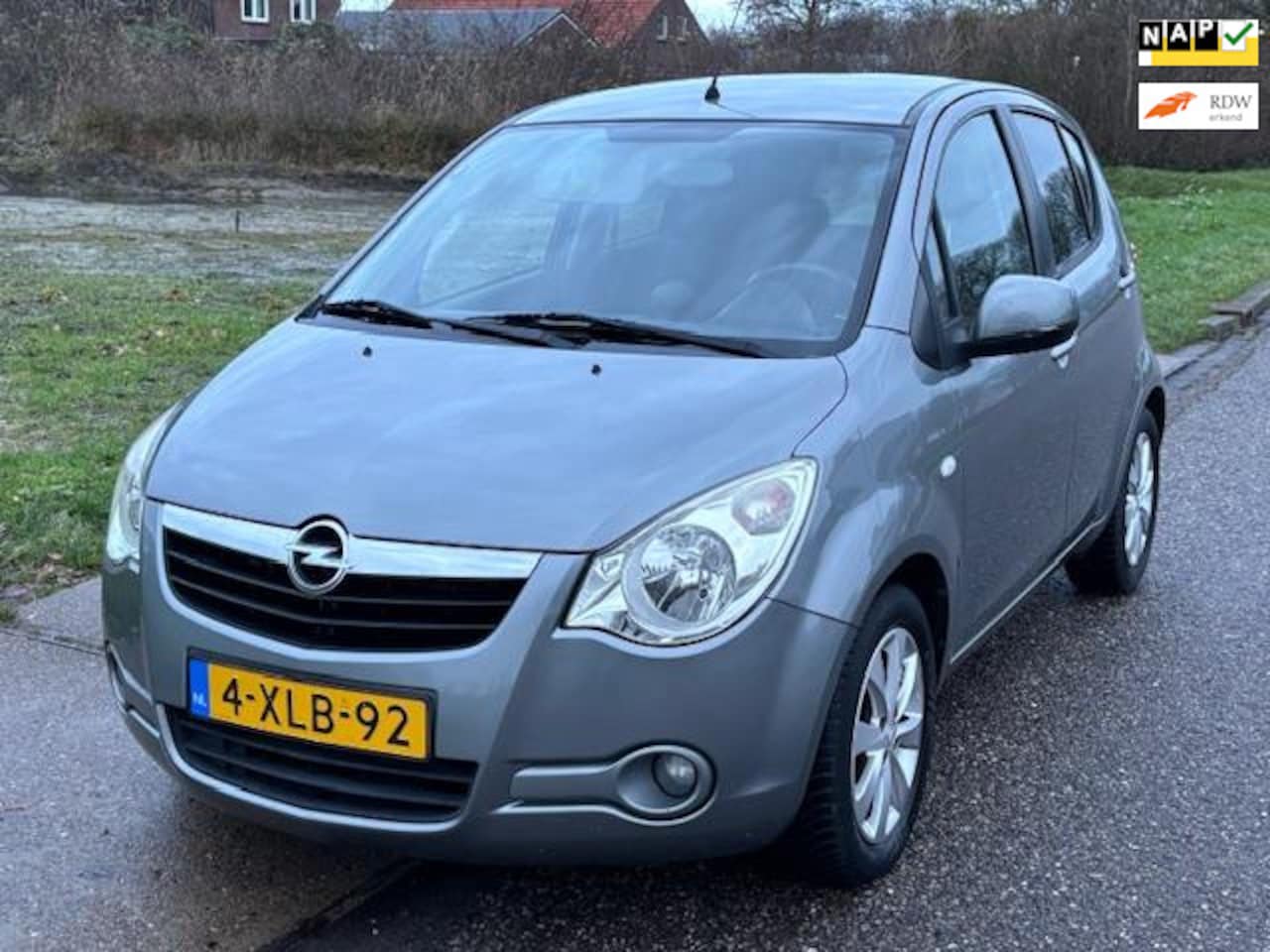 Opel Agila - 1.2 Edition Airco Electric pakket Audio-CD/MP3 LMV 15" ABS Colorpakket Trekhaak Dealeronde - AutoWereld.nl