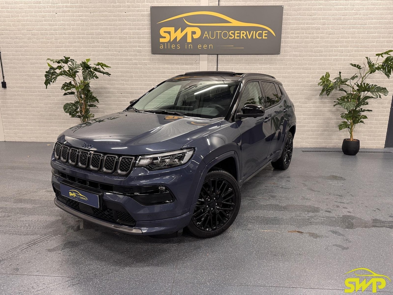 Jeep Compass - 4xe 240 Plug-in Hybrid Electric S | Pano | Elektr. stoel. | Memory | ACC | Navi | Cam | El - AutoWereld.nl