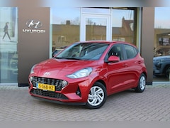 Hyundai i10 - 1.0 Comfort Smart 18.866KM - ACHTERUITRIJCAMERA - NAVIGATIE