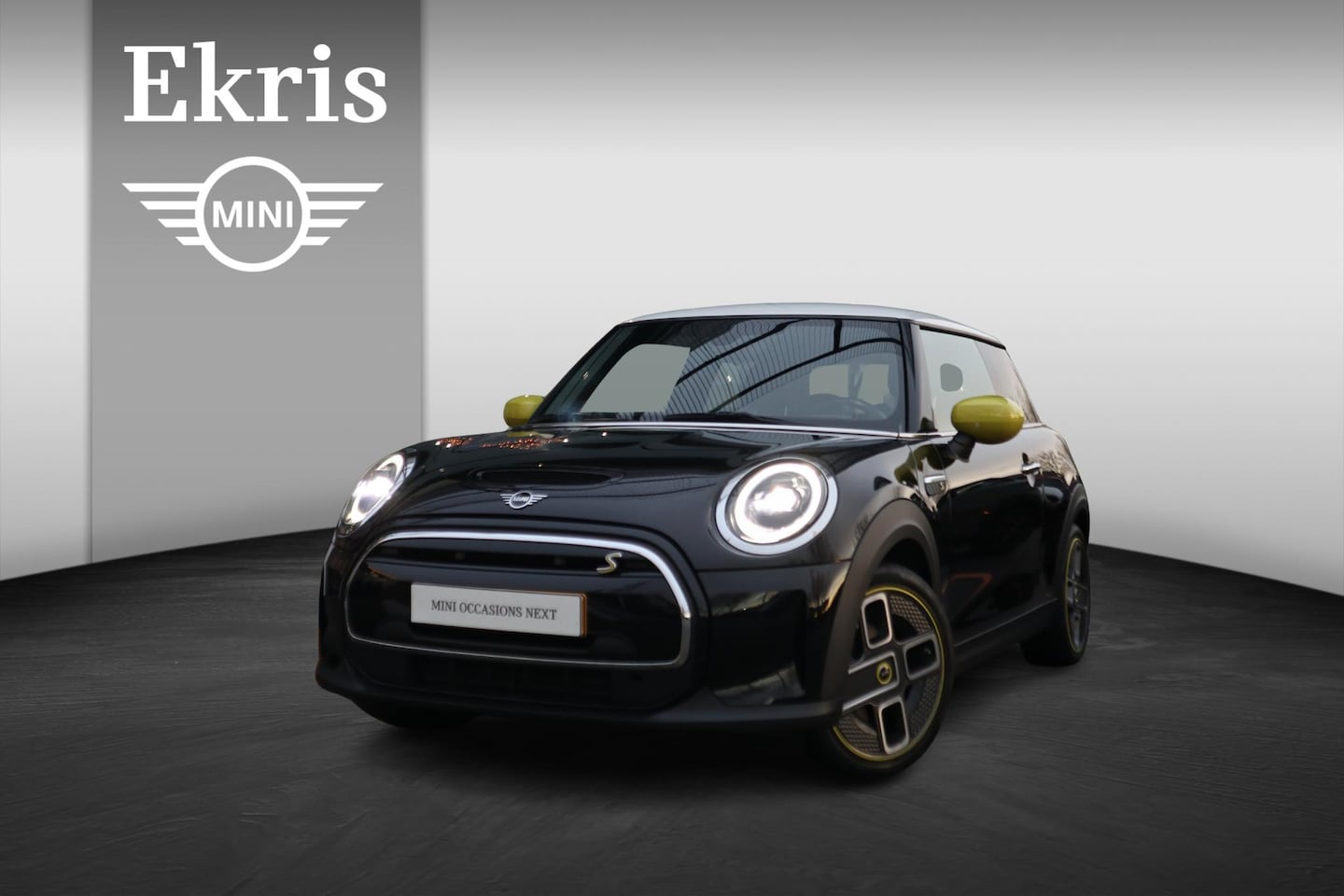 MINI Mini-Electric - 3-deurs / Leder / Comfort Acces / Stuurwielverwarming - AutoWereld.nl
