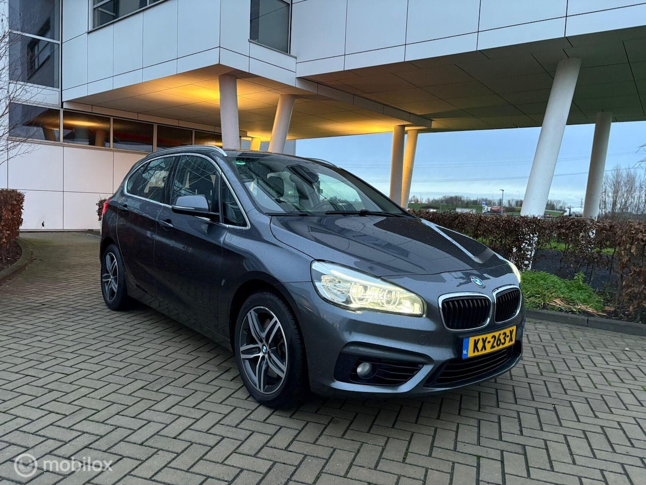 BMW 2-serie Active Tourer - 225xe iPerformance High Executive 225xe iPerformance High Executive - AutoWereld.nl