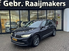 Volkswagen Tiguan - 1.5 TSI Automaat Elegance*Trekhaak*LED*ACC*Winterpakket
