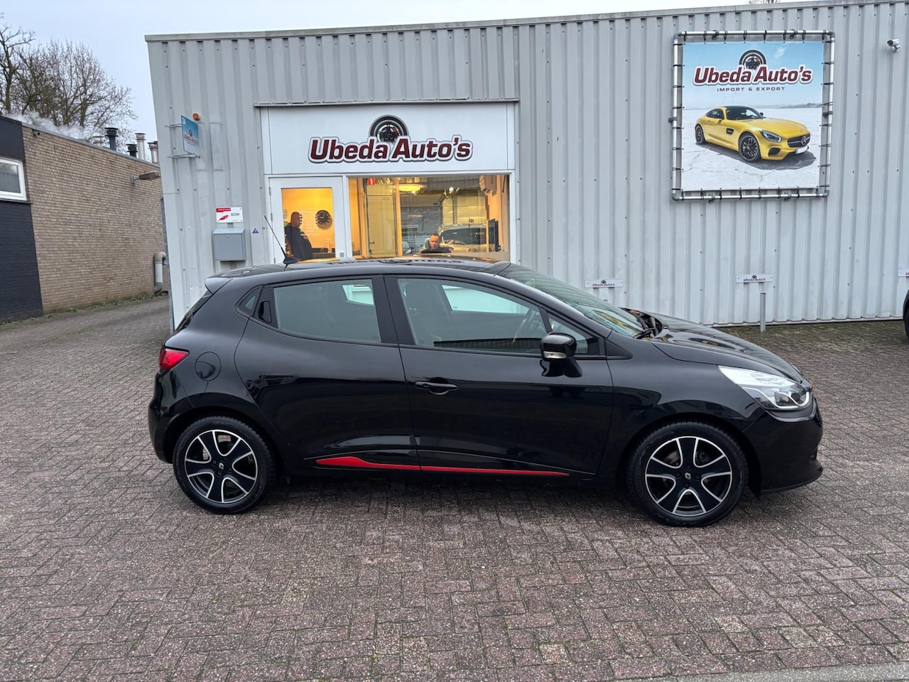 Renault Clio - 0.9 TCe Expression NL AUTO KM 187669 NAP 4500E - AutoWereld.nl