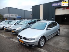 SEAT Leon - 1.4-16V Signo APK TOT 21-12-2026