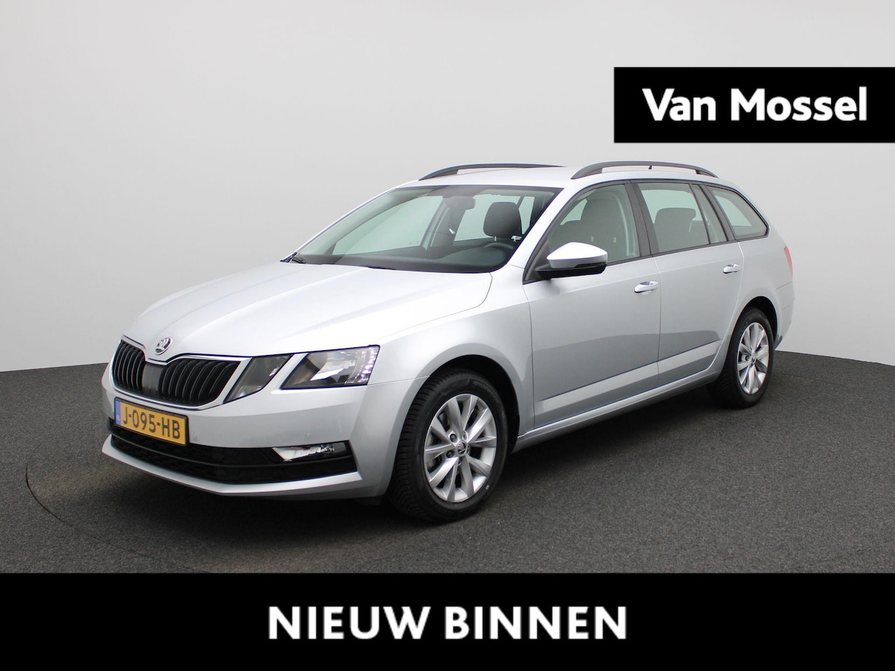 Skoda Octavia Combi - 1.5 TSI Greentech Business Edition | Automaat | Climate control | Navigatie | LMV | Parkee - AutoWereld.nl
