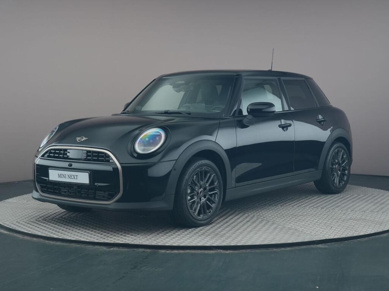 MINI Cooper - C 1.5 Favoured L - AutoWereld.nl