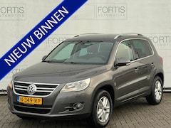 Volkswagen Tiguan - 1.4 TSI Sport&Style STOELVERWARMING | NAVI | PDC
