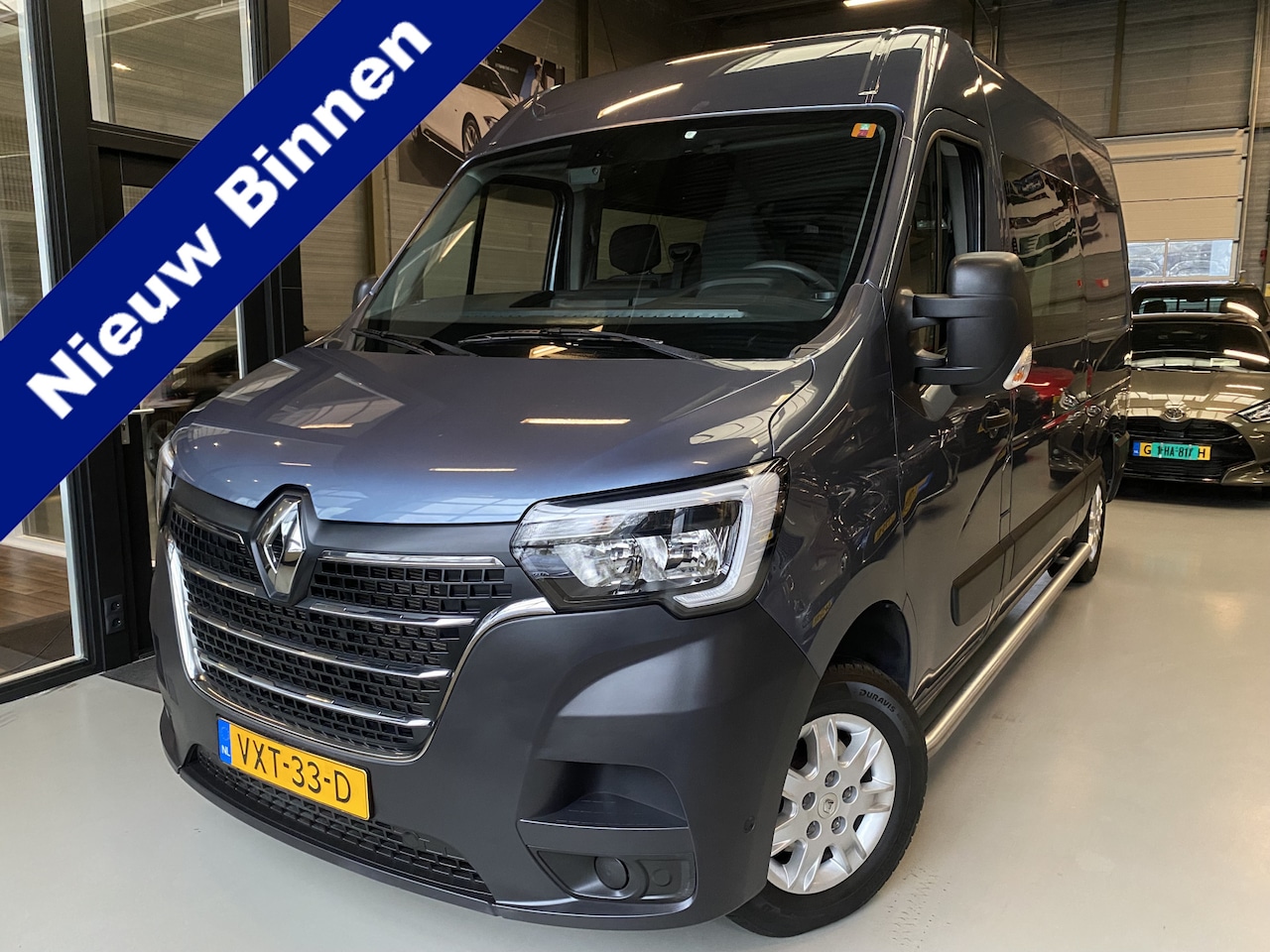 Renault Master - T35 2.3 dCi 180 L2H2 DC Energy Comfort Automaat, 7pers, Camera, Trekhaak - AutoWereld.nl