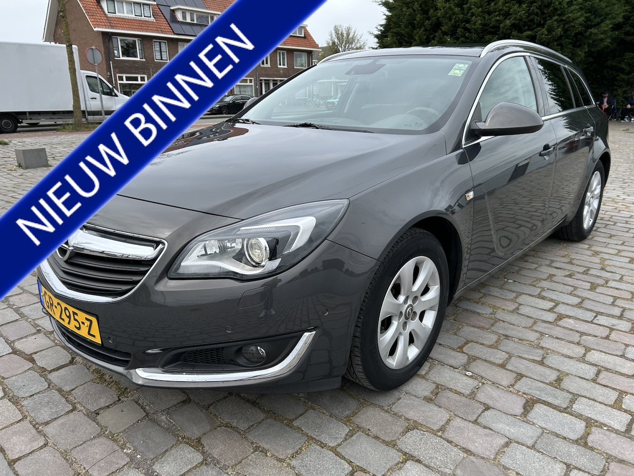Opel Insignia Sports Tourer - 1.6 T Cosmo 95.000 km!! automaat ! navi/camera - AutoWereld.nl