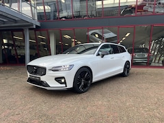 Volvo V60 - 2.0 B3 Plus Dark | Heico Styling-kit | Pano | H&K | Google Infotainment | Nappa Leder |