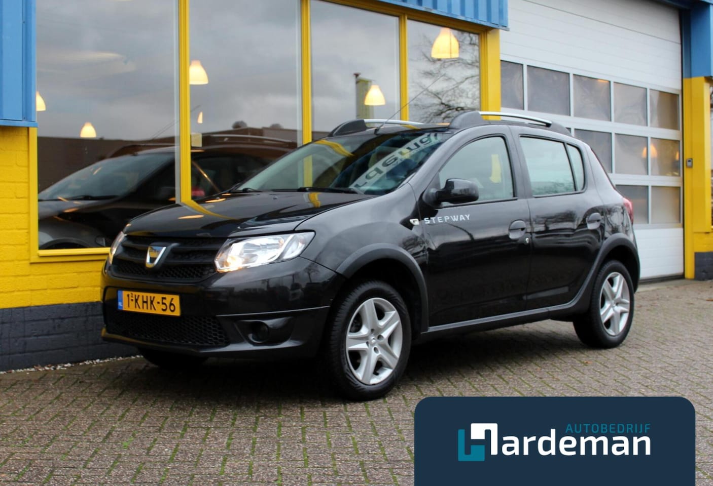 Dacia Sandero Stepway - 0.9 TCe Lauréate - AutoWereld.nl