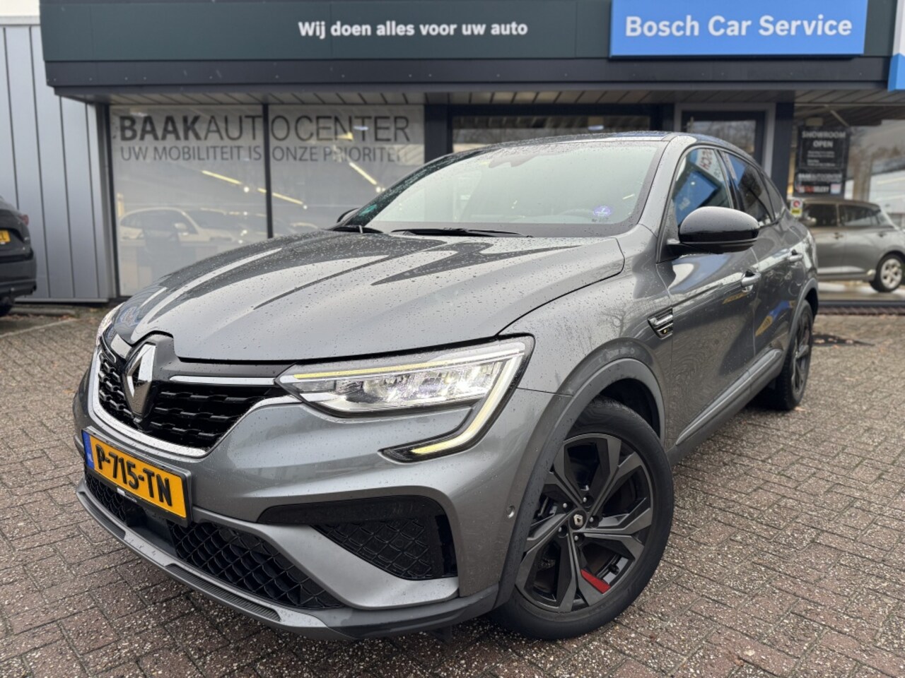 Renault Arkana - 1.6 E-Tech Hybrid 145 RS Line | 360 camera | Leer - AutoWereld.nl