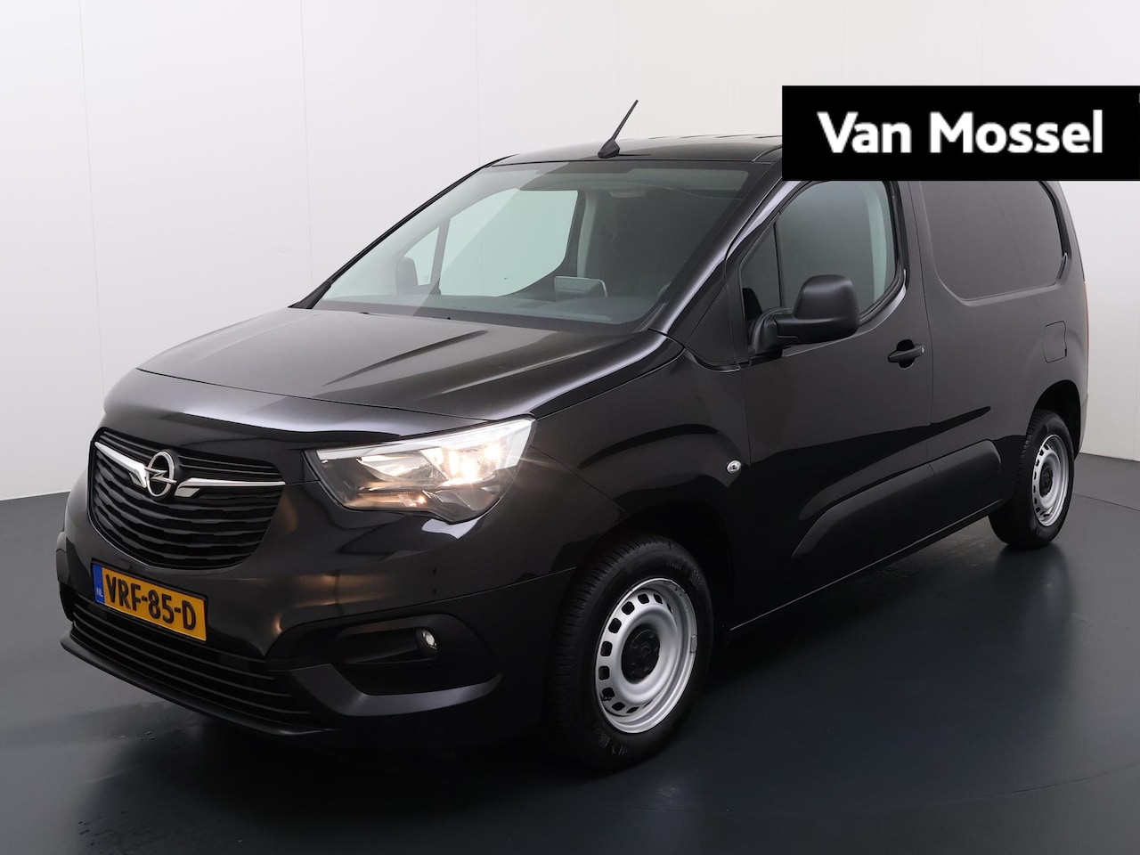 Opel Combo - 1.5D L1H1 Edition | Navigatie |, Parkeer sensoren | Cruise control - AutoWereld.nl
