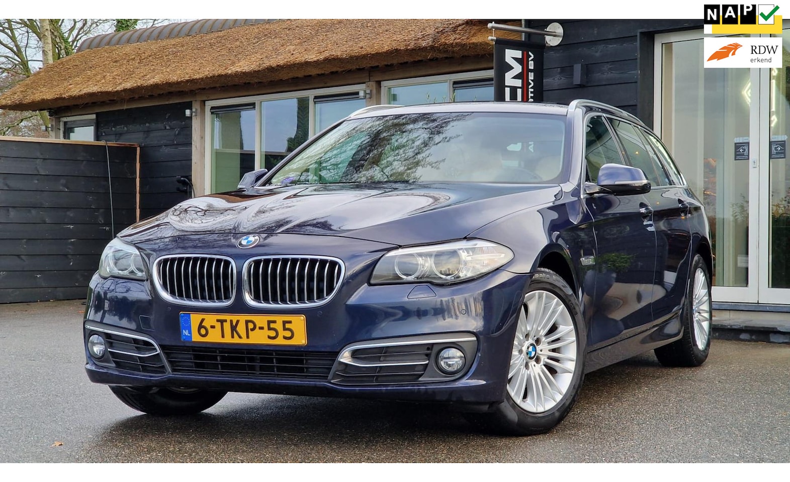 BMW 5-serie Touring - 520i High Executive NL Auto I NAP I Trekhaak I Leder I Memory I Comfortstoelen I Keurige a - AutoWereld.nl