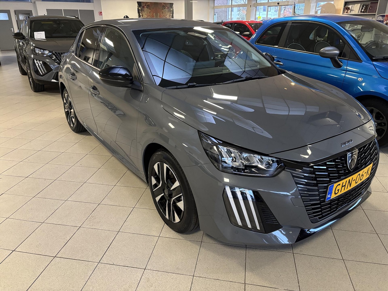 Peugeot 208 - 1.2 PureTech Allure 1.2 PureTech 100pk Allure - AutoWereld.nl