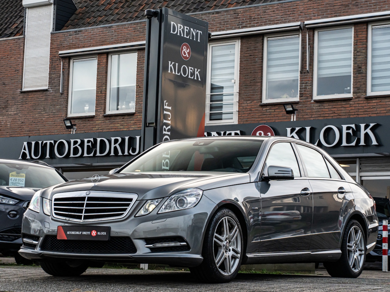 Mercedes-Benz E-klasse - 250 CGI AMG Style Business Class Avantgarde ORG NL NAVI XENON PDC CRUISE 18 INCH - AutoWereld.nl