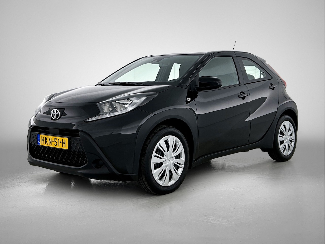 Toyota Aygo X - 1.0 VVT-i MT play 1.0 VVT-i MT Play - AutoWereld.nl