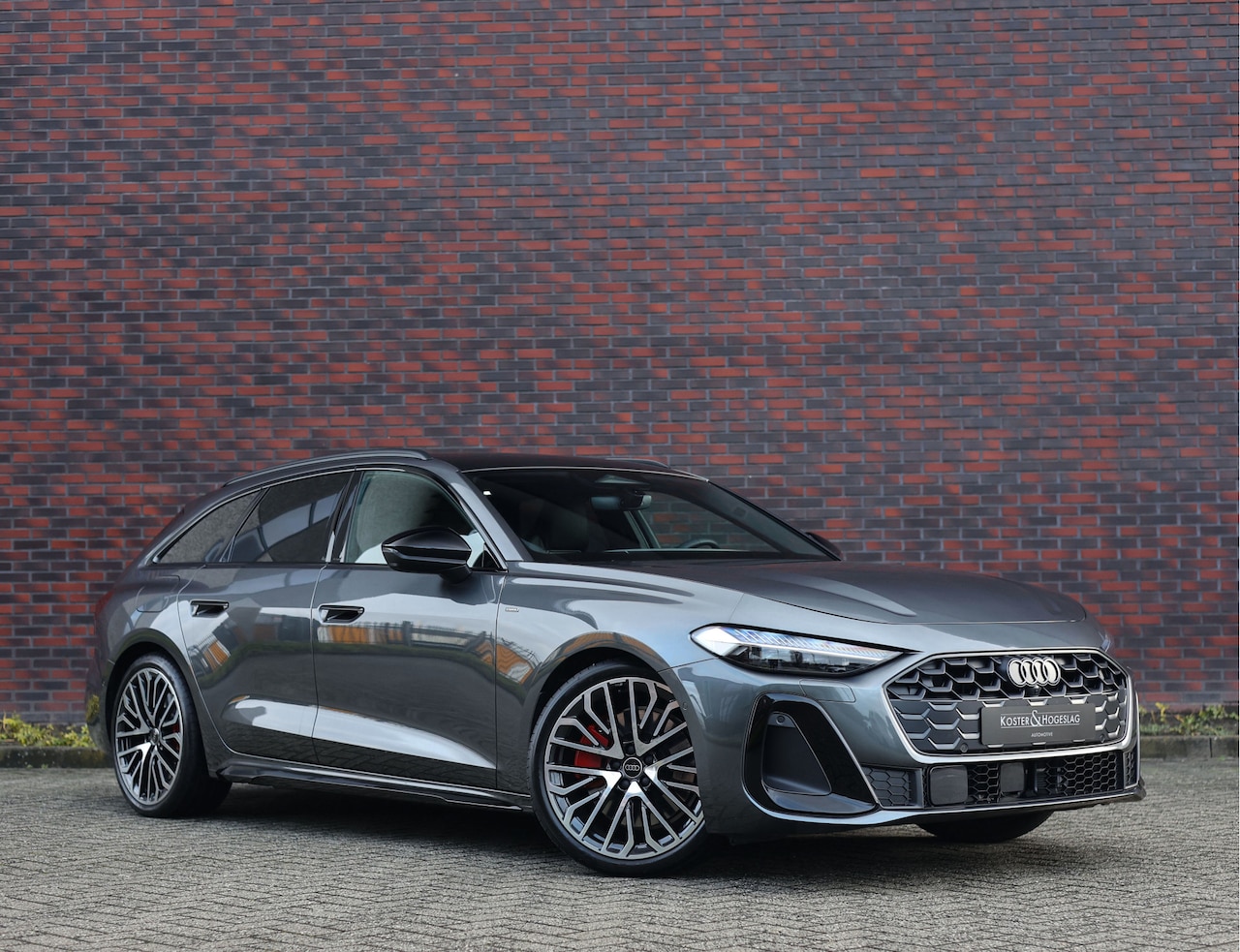 Audi A5 Avant - 2.0 e-hybrid Quattro Competition | Sportstoel Plus - AutoWereld.nl