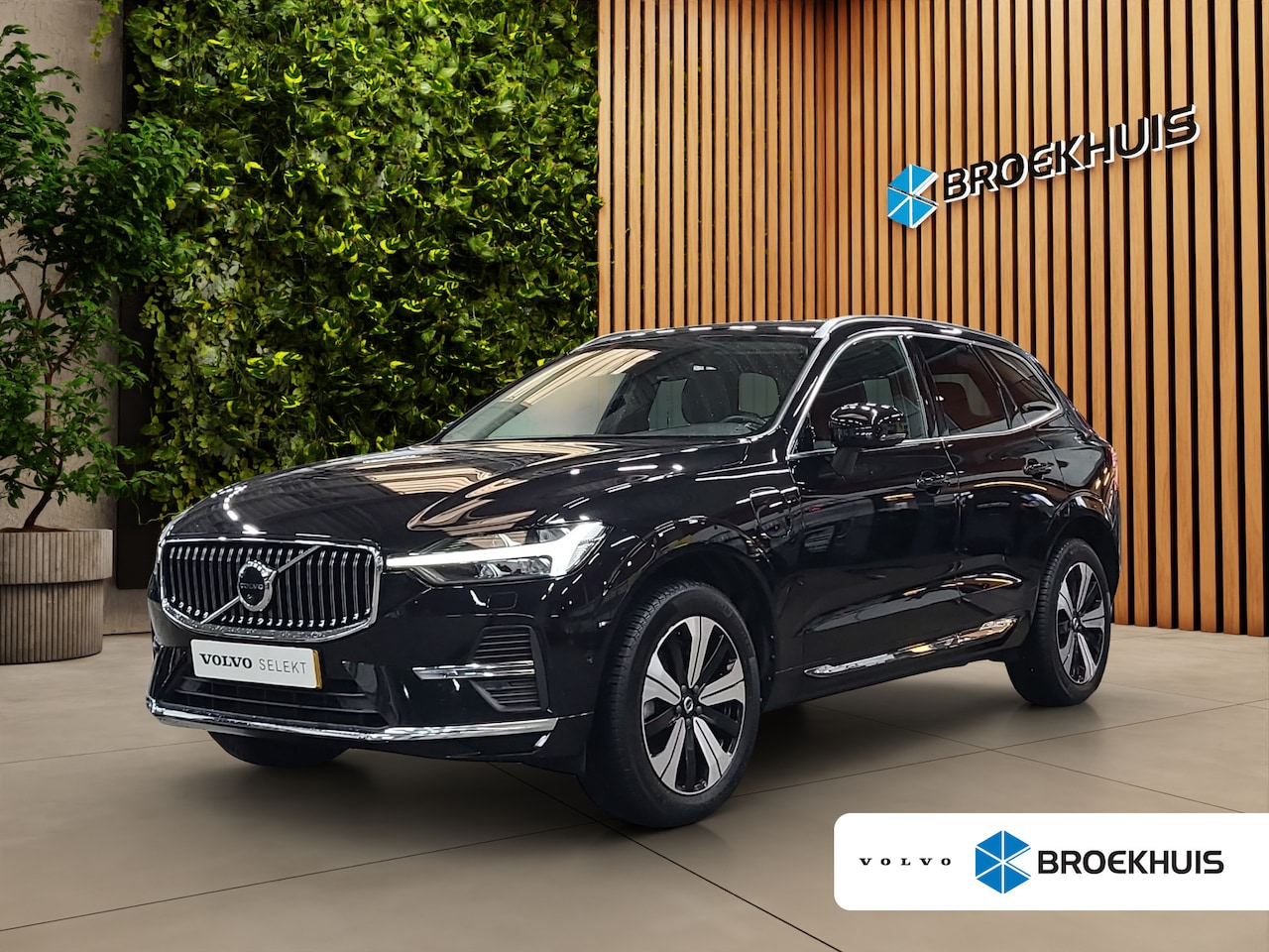 Volvo XC60 - 2.0 T8 Plug-in hybrid AWD Plus Bright Long range 360 cam harman&kardon - AutoWereld.nl