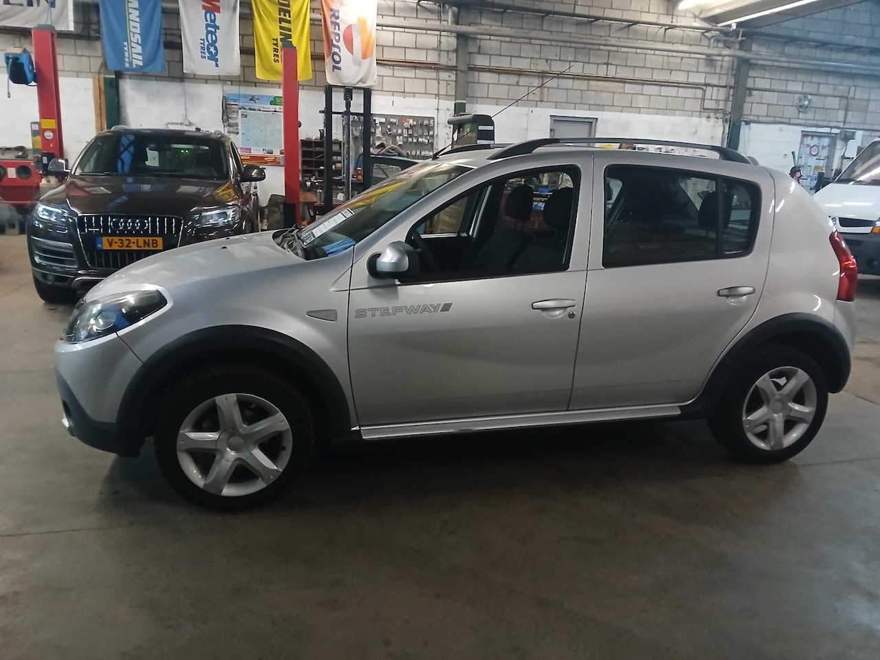Dacia Sandero Stepway - 1.6 - AutoWereld.nl