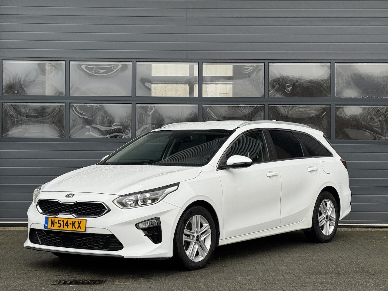 Kia Cee'd Sportswagon - CEED 1.0 T-GDI DYNAMICPLUSLINE I AUTOMAAT I APPLE CARPLAY I P-CAMERA I ADAPT. CRUISE CONTR - AutoWereld.nl