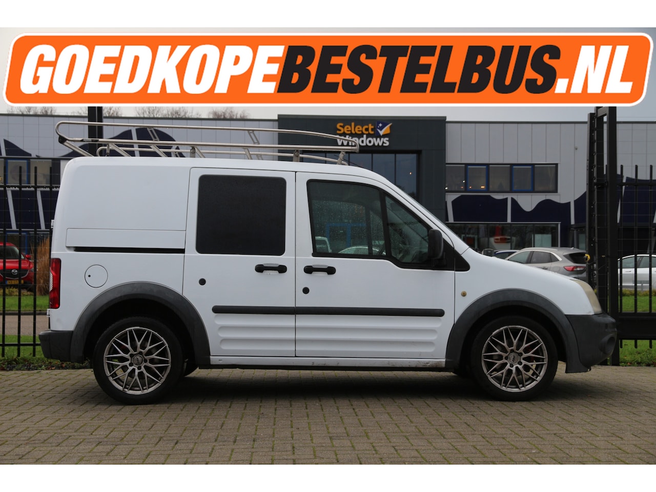 Ford Transit Connect - 1.8 TDCI 75PK / Schuifdeur / Trekhaak / Imperiaal.. - AutoWereld.nl