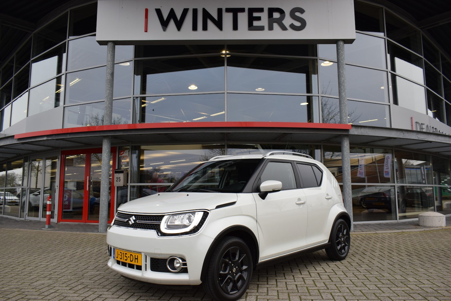 Suzuki Ignis - 1.2 Smart Hybrid Stijl | Navigatie | Camera | Trekhaak | Cruise Control | tot 10 jaar Suzu - AutoWereld.nl