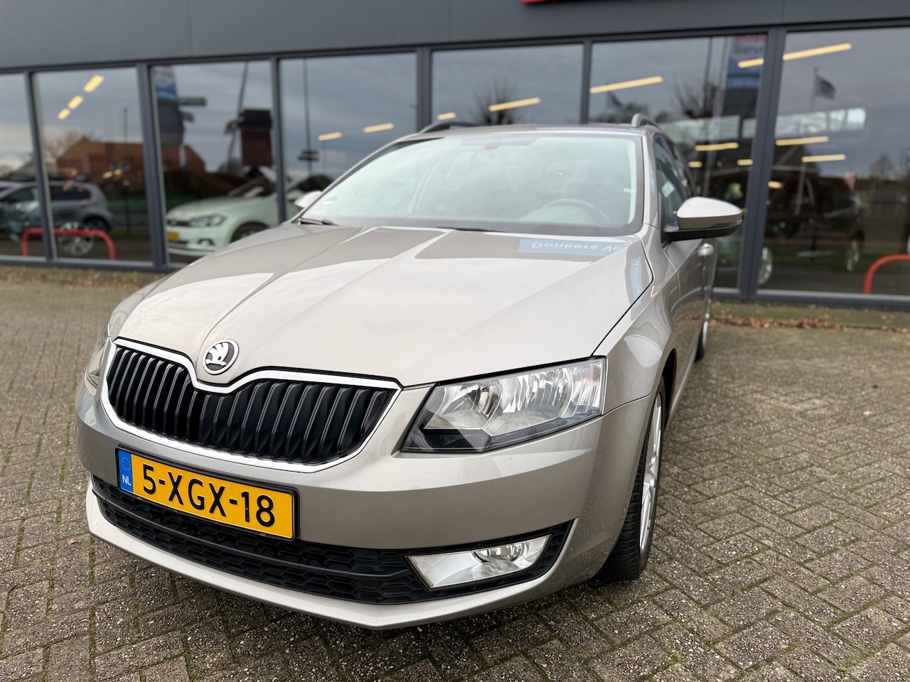 Skoda Octavia Combi - 1.2 TSI Greentech Ambition Businessline 1.2 TSI Greentech Ambition Businessline - AutoWereld.nl
