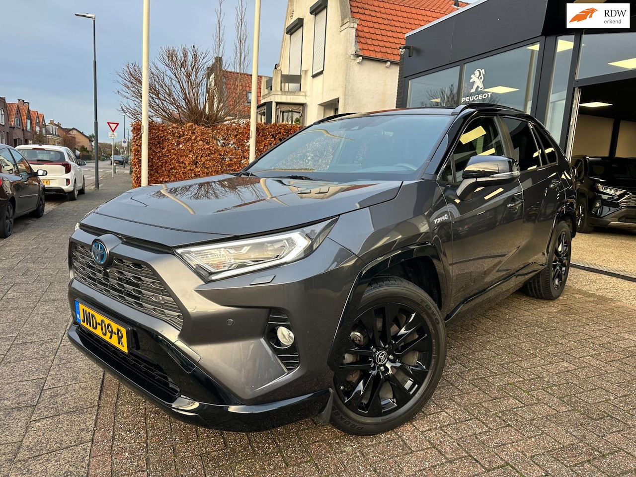 Toyota RAV4 - 2.5 Hybrid AWD Bi-Tone|JBL|Leder|Afn. Trekhaak|360 Camera - AutoWereld.nl