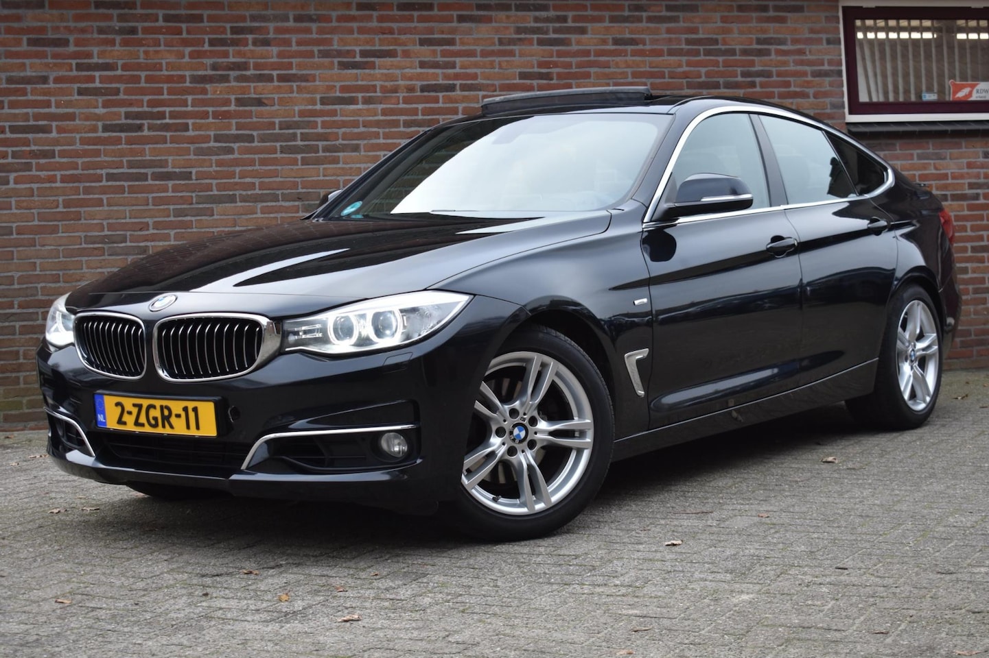 BMW 3-serie Gran Turismo - 325d High Executive '15 Pano Clima Xenon Navi Cruise - AutoWereld.nl
