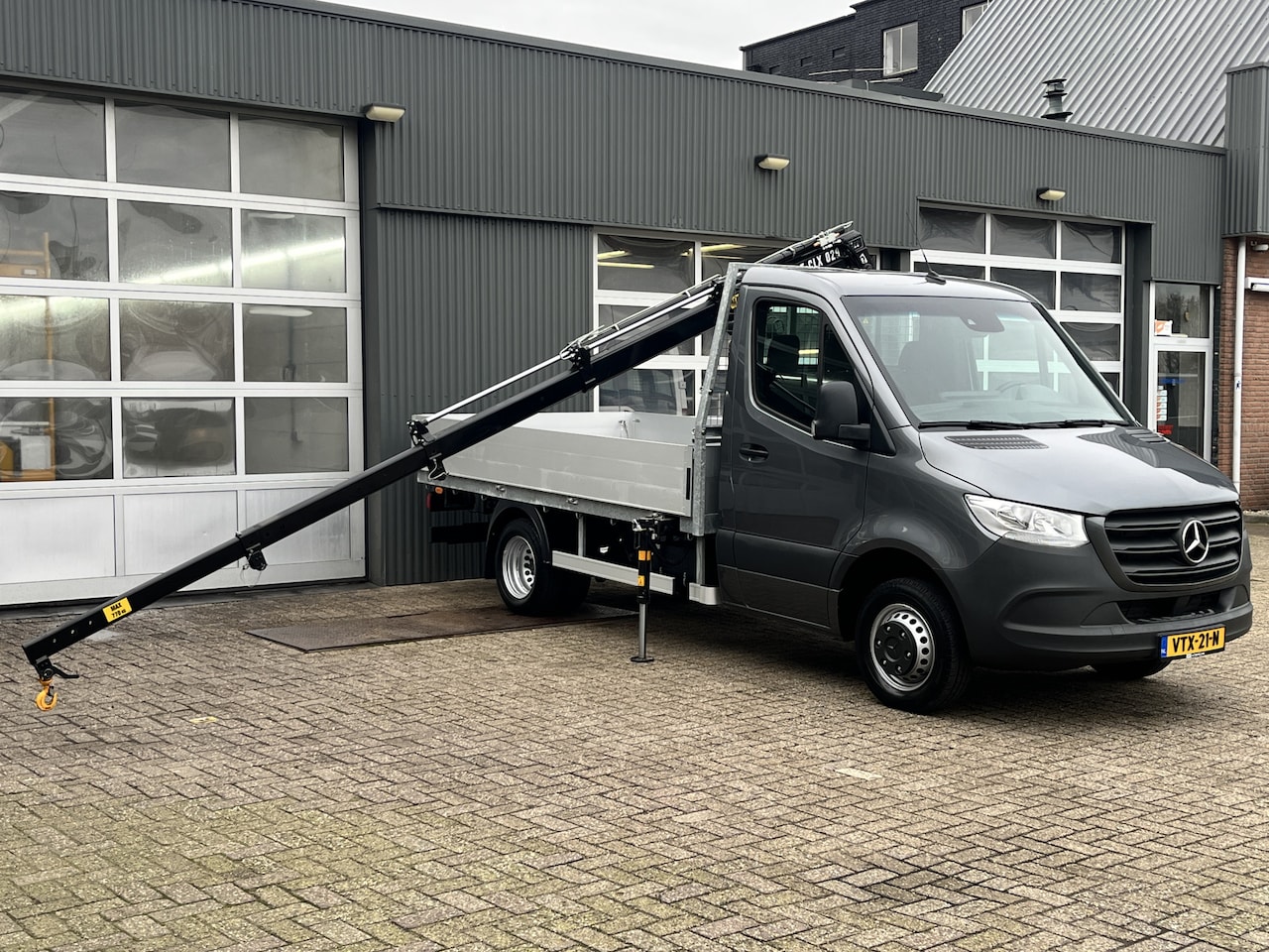 Mercedes-Benz Sprinter - 515 1.9 CDI L2 Automaat Hiab 029 Laadkraan Lier Trekhaak 3500kg trekgewicht Airco Cruise c - AutoWereld.nl